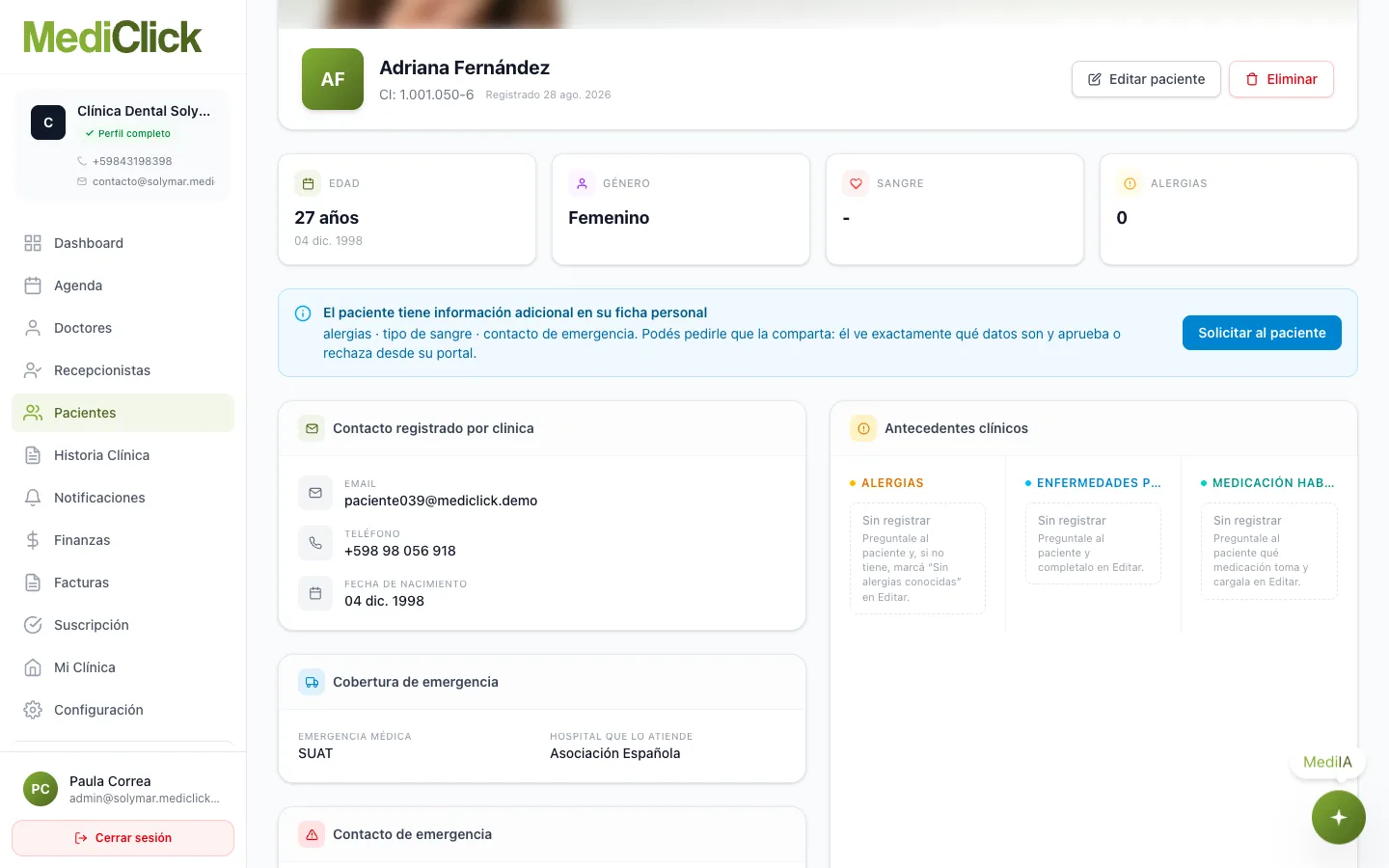 Ficha de paciente con datos personales, aviso de información adicional disponible en su ficha personal, contacto, cobertura de emergencia y antecedentes clínicos